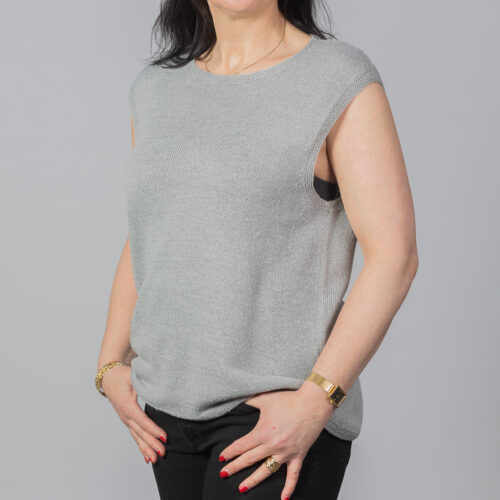 Nettle fibre top by INESKA — side view