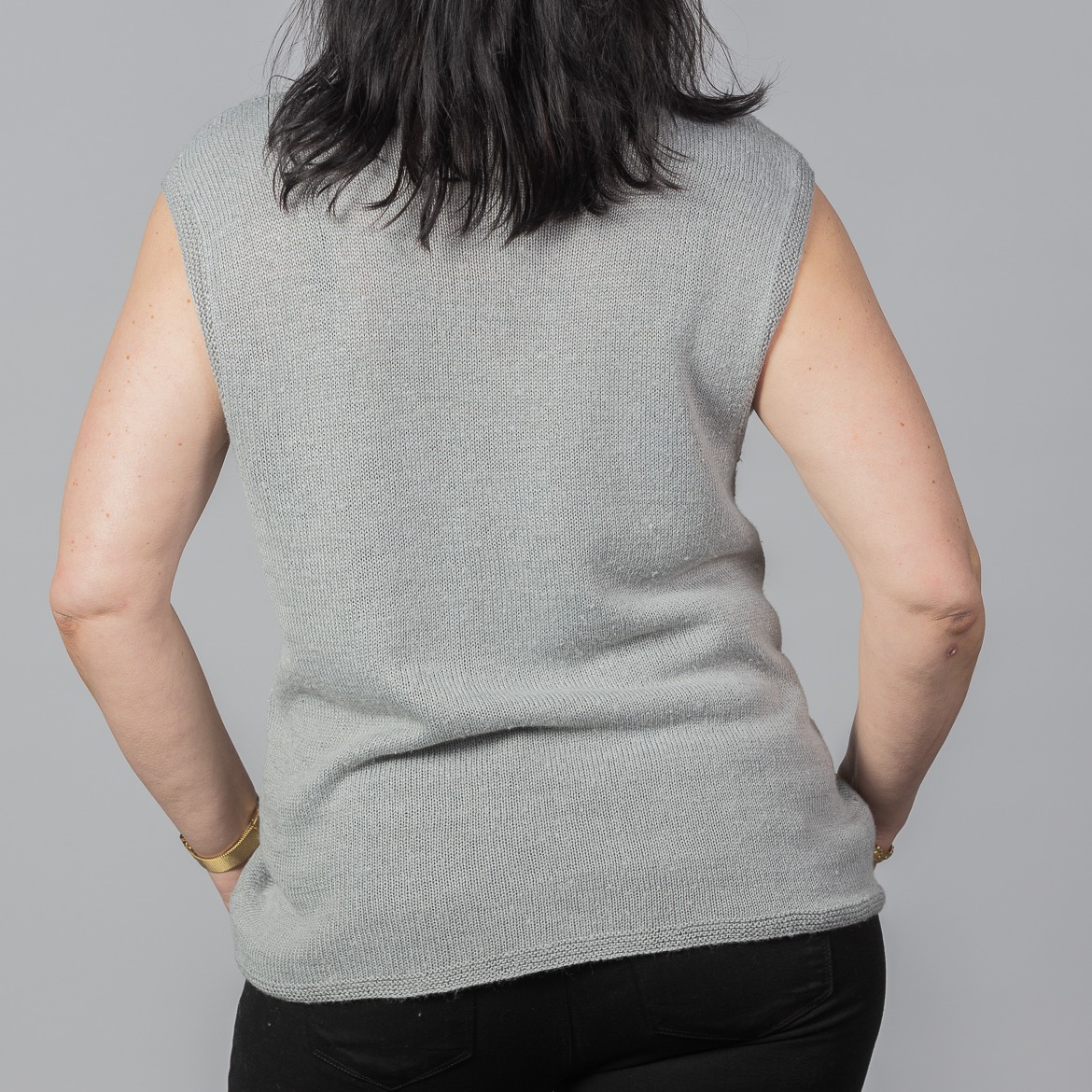 Nettle fibre top by INESKA — back view